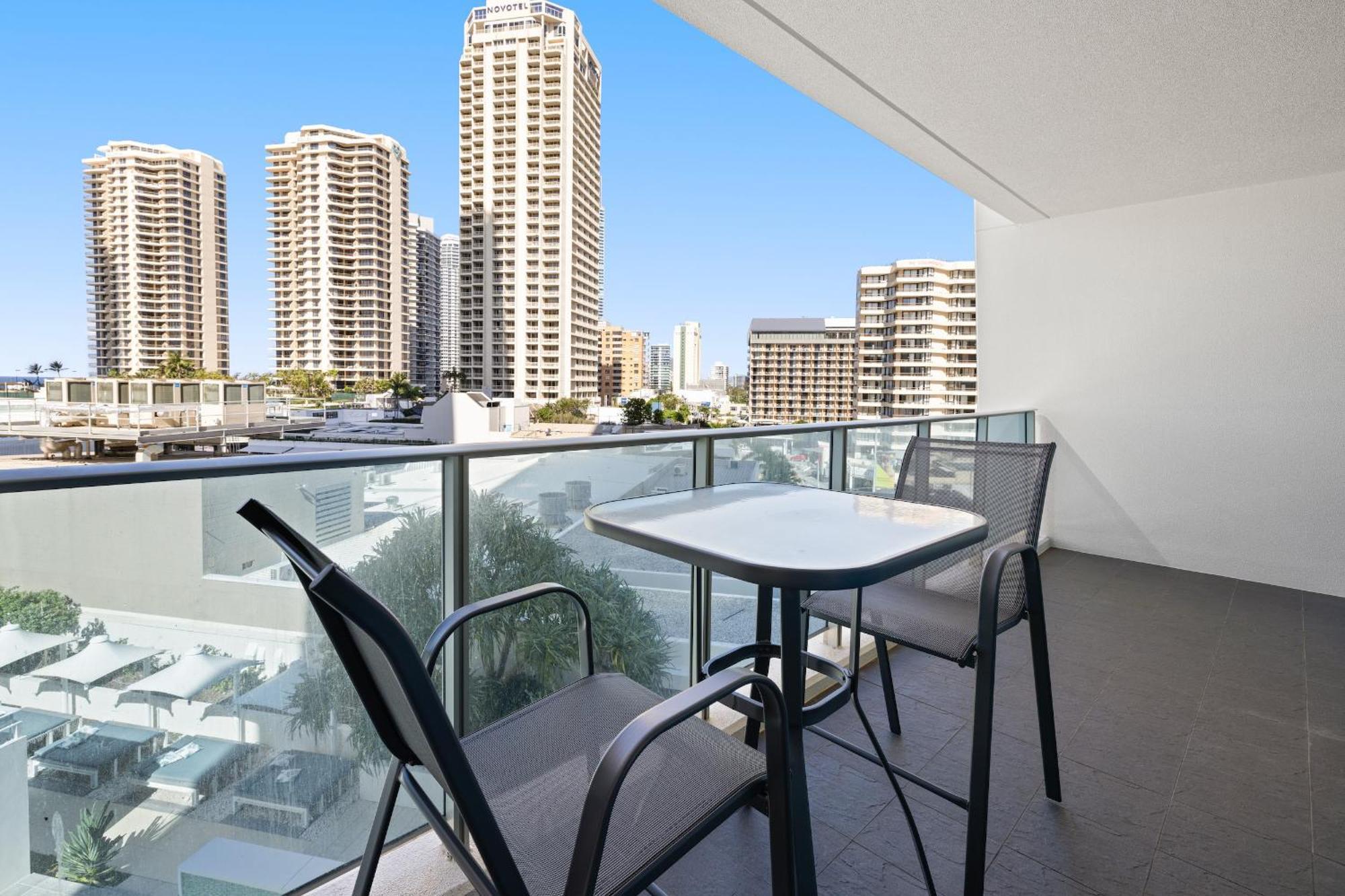 H-Residences Private Apartments - Hosted By Coastal Letting Gold Coast Luaran gambar